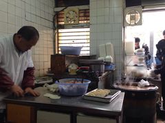 -黄阿姨锅贴大王(万航渡路店)