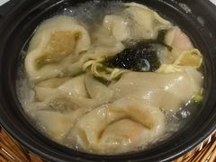 蟹粉小馄饨-馋三尺蟹粉小笼(人民广场店)