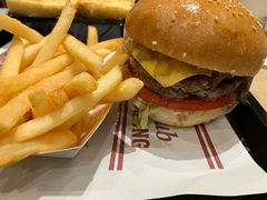 -The Habit Burger Grill 哈比特汉堡(爱琴海店)