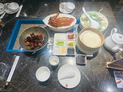 -瓦国小镇·果木烤鸭·融合菜(西口店)