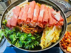 部队锅-MI WU FACTORY米屋美食工厂餐厅(绿地店)