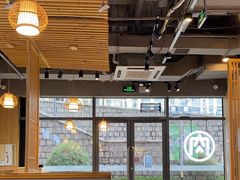 -万和春排骨砂锅米饭(新业广场店)