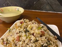 -舒蔡记生煎菜饭(云南中路店)
