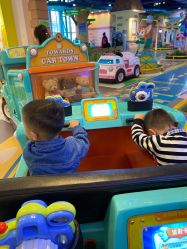 -纽西卡汽车小镇(大悦城店)