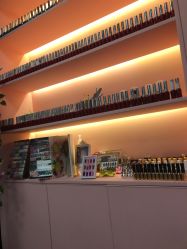 -斐尔国际皮肤管理中心