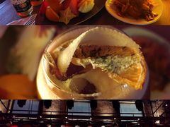 -FOUR PLAY BAR