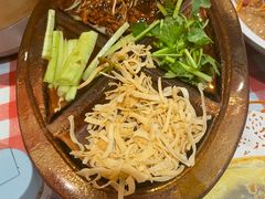 -老郑家东北春饼(龙悦居店)