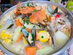 招牌海鲜骨煲-凤城康记饭店