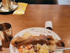 -盾亚新疆餐厅(松江万达广场店)