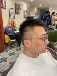 -韦恩先生Barbershop英式男士理发馆