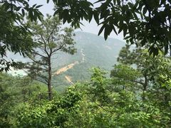 -灵岩山风景区