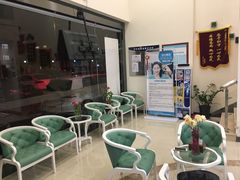 -美酷口腔牙齿矫正(江桥万达店)