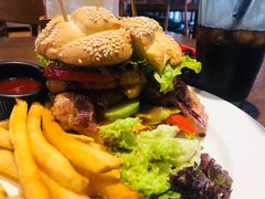 火焰厚切培根牛肉堡-拉亚汉堡经典餐厅(商城路店)