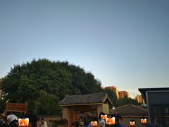 -小山羊功夫串·泰安烧烤·海鲜小炒老地摊店