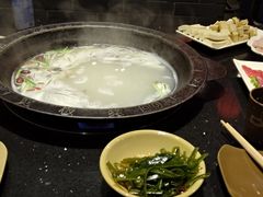 -宽板凳老灶火锅(南礼士路店)