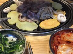 -韩国明洞碳烤肉(常平店)