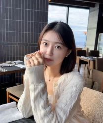 -苑苑发型设计