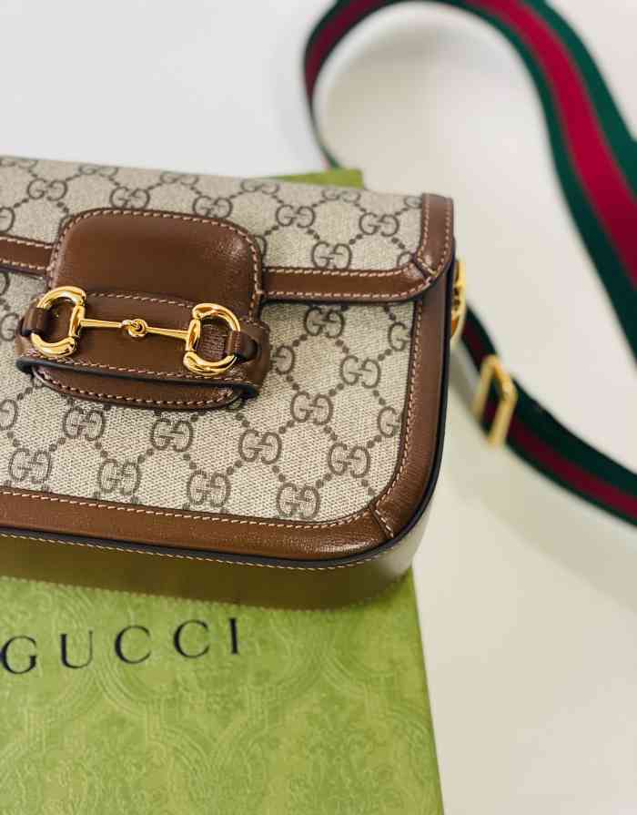 gucci(厦门万象城店)-"专门来看包包的 一开始试了试酒神 结果不.