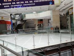 -东方巴黎购物广场