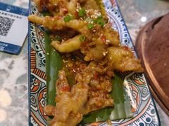 蒜香鸡脚-浩海火烧云傣家菜(京广店)