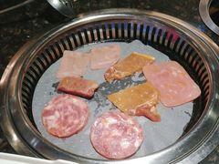 -阪尚皇·原切牛排·烤肉火锅自助(北京路店)