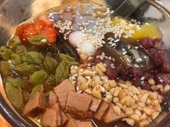 -井格重庆火锅(西直门凯德Mall店)