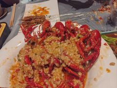-肥肥虾庄·金牌油焖大虾(杨园滨江时代walk店)