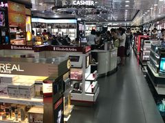 -日上免税店(三径路t3店)