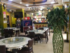 -清真·胖妈妈手抓餐厅(定西路长城宾馆店)