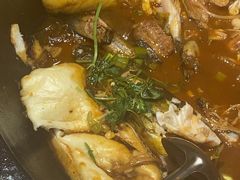 -咱屯子铁锅炖直营店(保利店)