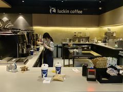 -瑞幸咖啡(新世界中心店)
