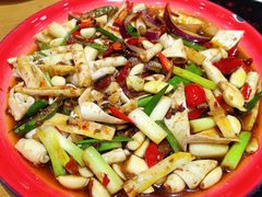 -郭婆婆疯子鸡·土货江湖菜馆