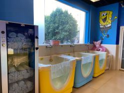 -欢乐悠游婴儿游泳(金碧花园店)