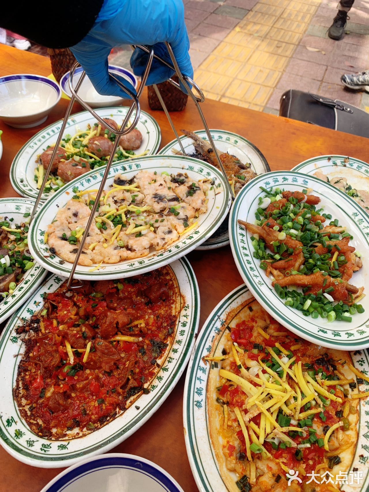 昆明，终于也有了宁波chao火的干蒸菜