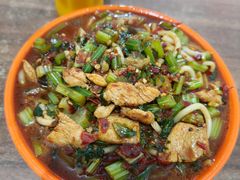 -玲玲米粉·新疆现炒米粉(大十字总店)