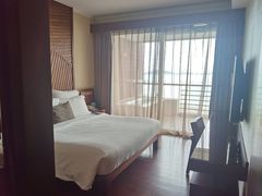 -三亚湾海居铂尔曼度假酒店