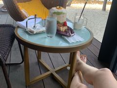 靠窗位-半山半岛洲际度假酒店-沙滩吧