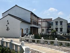 -丝绸小镇荻港古村