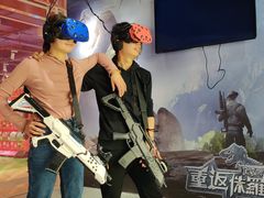 -VR+乐园·VR电竞·家庭亲子·密室逃脱·轰趴团建