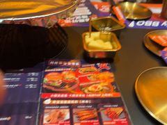 -何师烧烤Pro ·江湖川菜·小龙虾·精酿(太古里旗舰店)