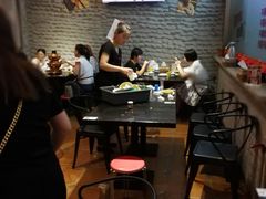 大堂-巴四老城区炭火蛙锅(张江店)