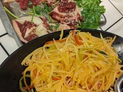 -喜悦小串丹东小黄牛海鲜烧烤大排档(民主广场店)