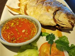 -大头虾越式风味餐厅(光明广场店)