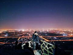 -鬼笑石后山停车场