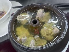 -蔼若春.传承三十年云南菜(金碧公园店)