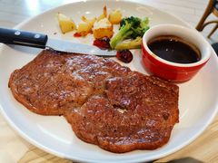 -必胜客(证大大拇指店)