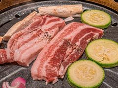 -蚂蚁洞·烤肉大营地(上海静安大悦城店)