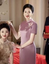 -禾米旗袍妈妈装礼服定制(嘉业国贸店)