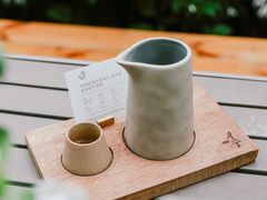 -彳亍咖啡·这里(水湾路店)