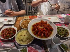 -龙巢盱眙龙虾·牛蛙·烧烤宵夜(八卦岭店)